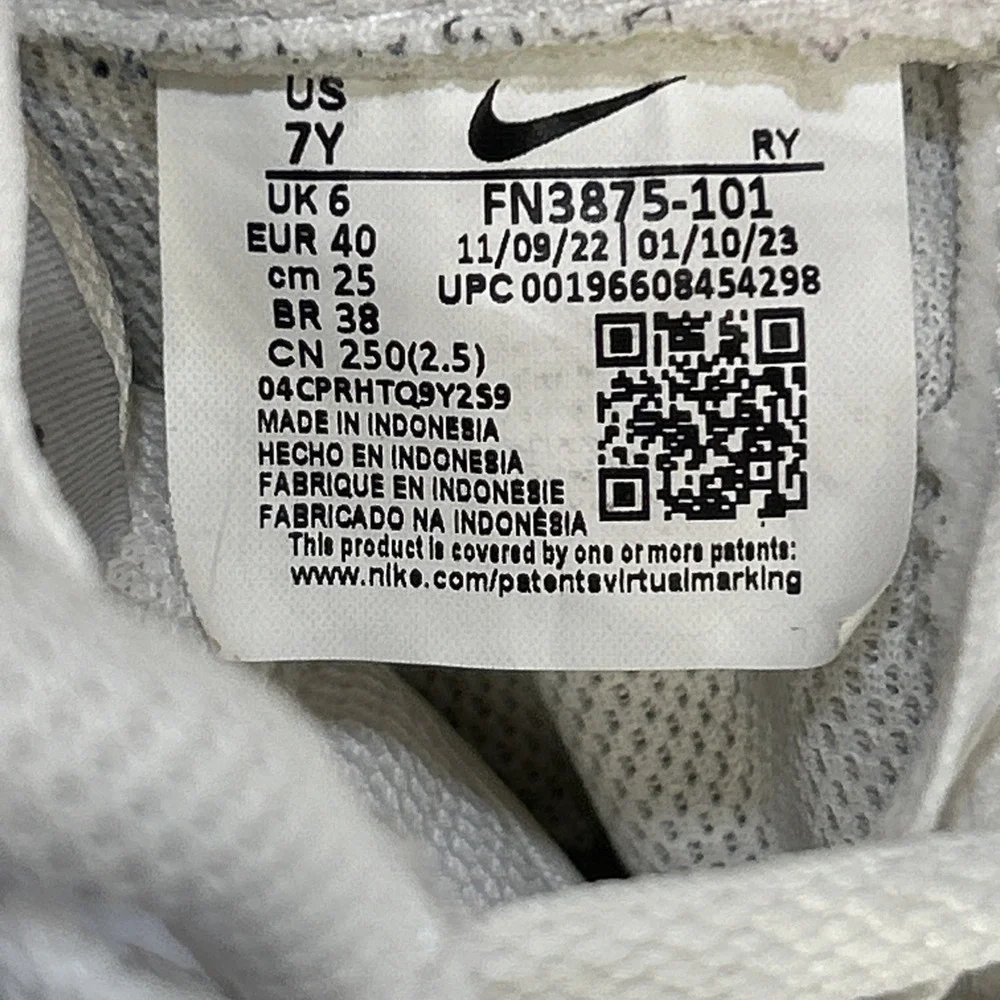 Nike Air Force 1 Low GS White Grey Volt Youth 7Y FN3875-101‎ Shoes